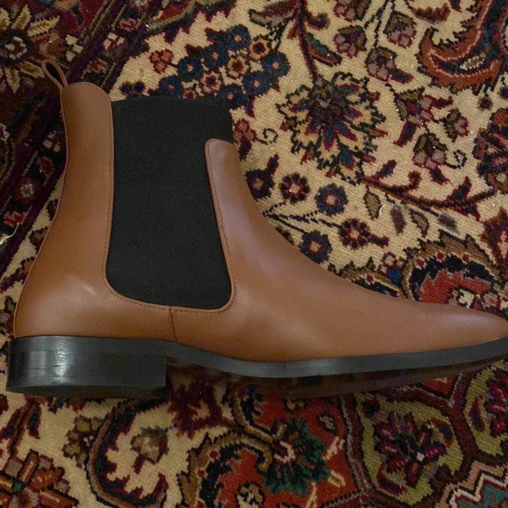 Everlane Chelsea boots size 8 - Picture 3 of 7
